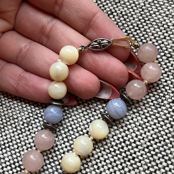 Vintage Pastel Beaded Necklace with Filigree clasp - Picture 14 of 17